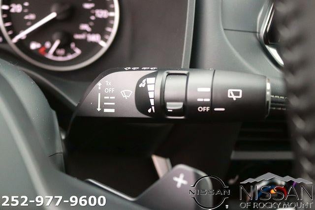 2026 Nissan Rogue 2026.5 FWD Dark Armor