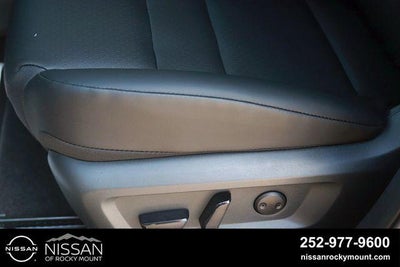 2026 Nissan Rogue 2026.5 FWD Dark Armor