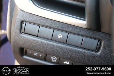 2026 Nissan Rogue 2026.5 FWD Dark Armor