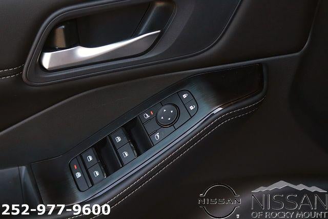 2026 Nissan Rogue 2026.5 FWD Dark Armor