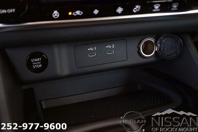 2026 Nissan Rogue 2026.5 FWD Dark Armor