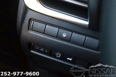 2026 Nissan Rogue 2026.5 FWD Dark Armor