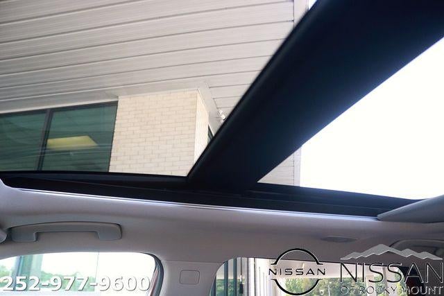 2026 Nissan Rogue 2026.5 FWD Dark Armor