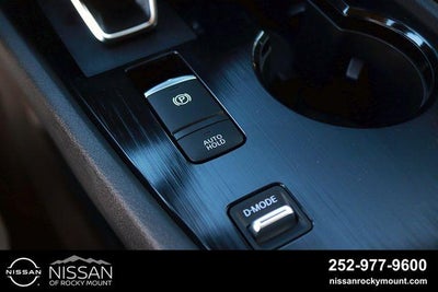 2026 Nissan Rogue 2026.5 FWD Dark Armor