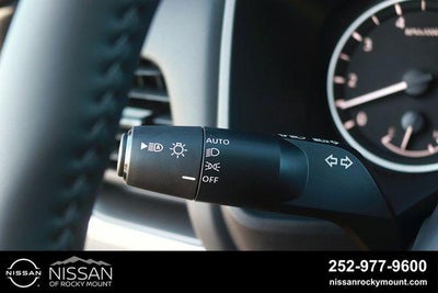 2026 Nissan Rogue 2026.5 FWD Dark Armor