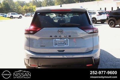 2026 Nissan Rogue 2026.5 FWD Dark Armor