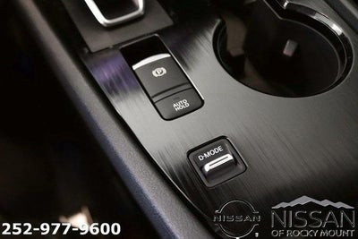 2026 Nissan Rogue 2026.5 FWD Dark Armor