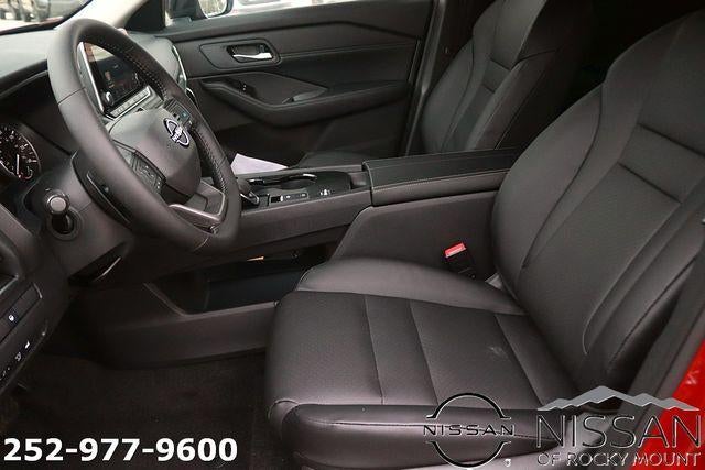 2026 Nissan Rogue 2026.5 FWD Dark Armor