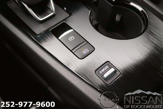 2026 Nissan Rogue 2026.5 FWD Dark Armor