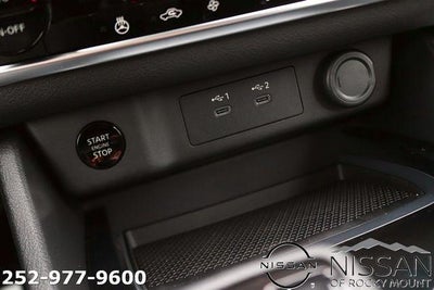 2026 Nissan Rogue 2026.5 FWD Dark Armor