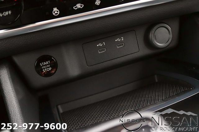 2026 Nissan Rogue 2026.5 FWD Dark Armor