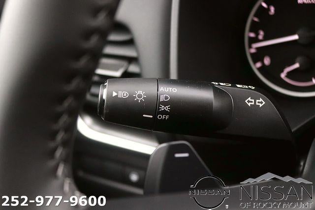 2026 Nissan Rogue 2026.5 FWD Dark Armor