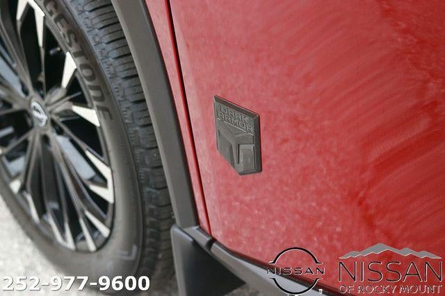 2026 Nissan Rogue 2026.5 FWD Dark Armor