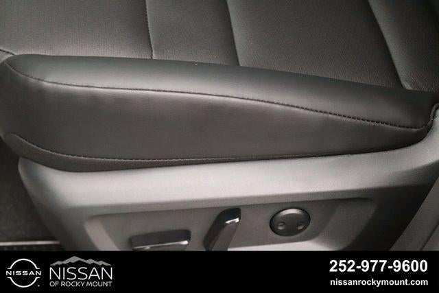 2026 Nissan Rogue 2026.5 FWD Dark Armor