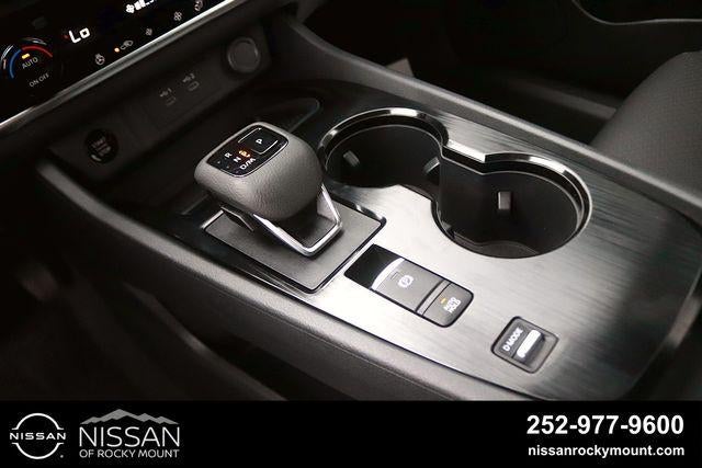 2026 Nissan Rogue 2026.5 FWD Dark Armor