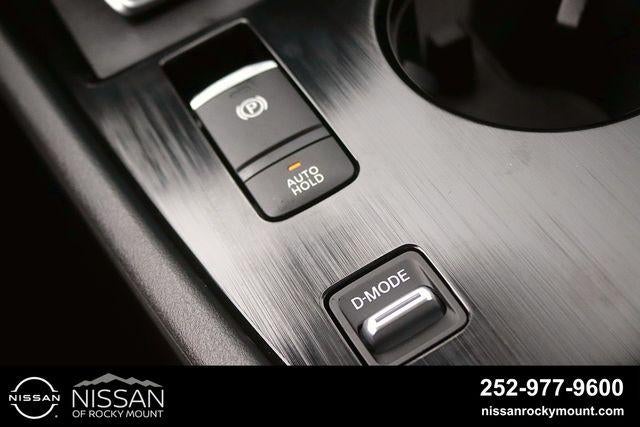 2026 Nissan Rogue 2026.5 FWD Dark Armor