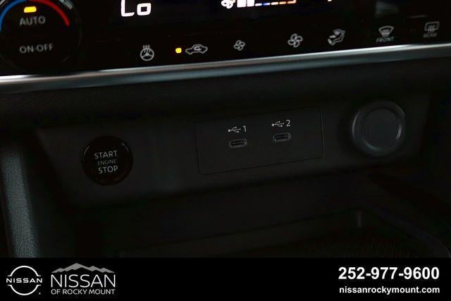 2026 Nissan Rogue 2026.5 FWD Dark Armor