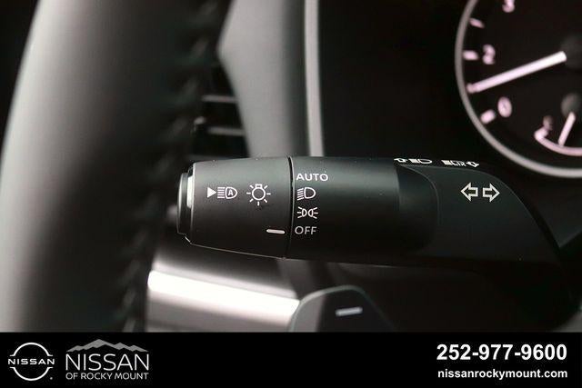 2026 Nissan Rogue 2026.5 FWD Dark Armor