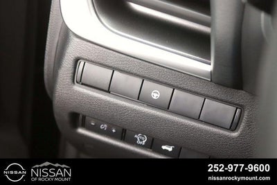 2026 Nissan Rogue 2026.5 FWD Dark Armor