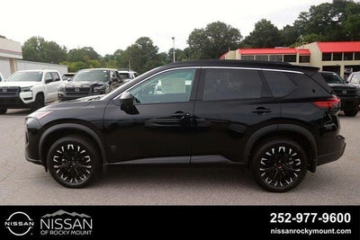 2026 Nissan Rogue 2026.5 FWD Dark Armor