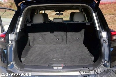 2023 Nissan Rogue FWD SV