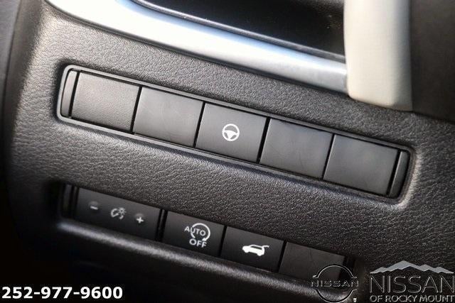 2023 Nissan Rogue FWD SV