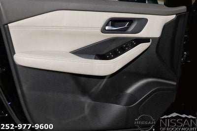 2023 Nissan Rogue FWD SV