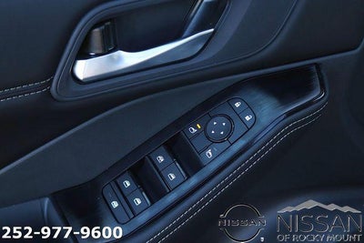 2026 Nissan Rogue 2026.5 FWD Dark Armor