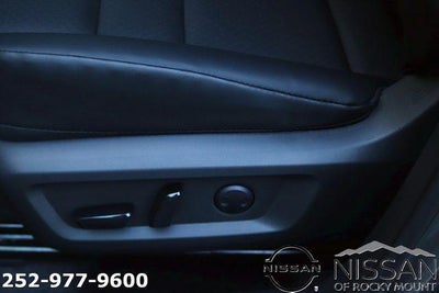 2026 Nissan Rogue 2026.5 FWD Dark Armor