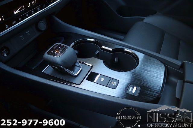 2026 Nissan Rogue 2026.5 FWD Dark Armor