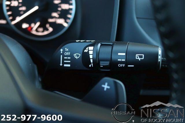 2026 Nissan Rogue 2026.5 FWD Dark Armor