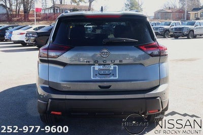 2026 Nissan Rogue 2026.5 FWD Dark Armor