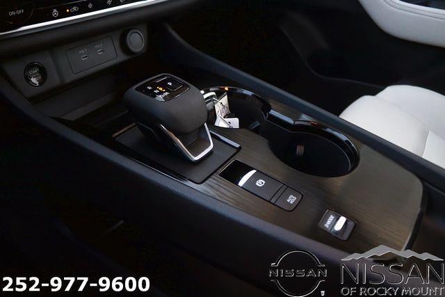 2026 Nissan Rogue 2026.5 FWD Dark Armor