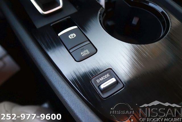 2026 Nissan Rogue 2026.5 FWD Dark Armor