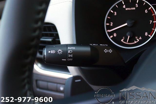 2026 Nissan Rogue 2026.5 FWD Dark Armor