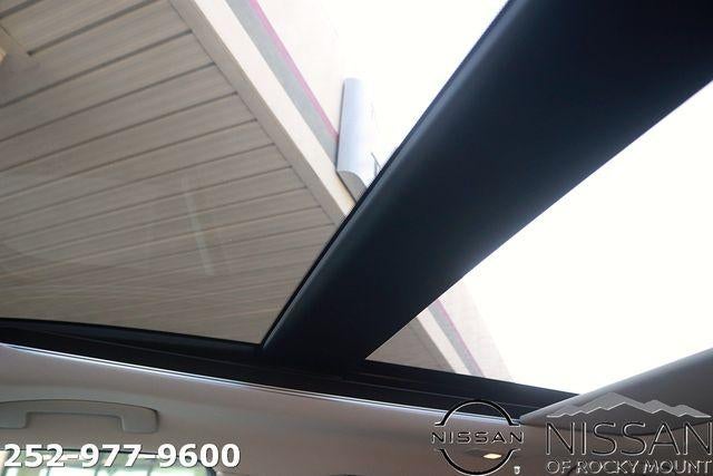 2026 Nissan Rogue 2026.5 FWD Dark Armor