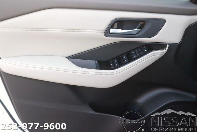 2026 Nissan Rogue 2026.5 FWD Dark Armor