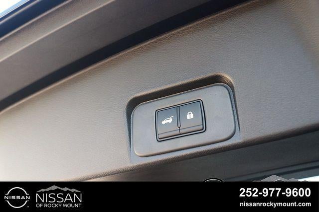 2026 Nissan Rogue 2026.5 FWD Dark Armor