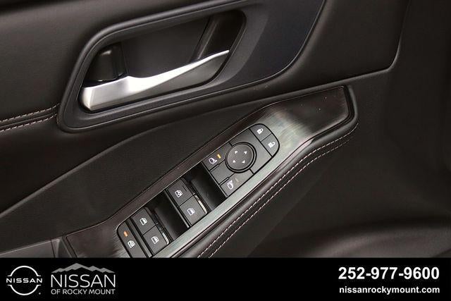 2026 Nissan Rogue 2026.5 FWD Dark Armor
