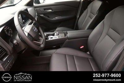 2026 Nissan Rogue 2026.5 FWD Dark Armor