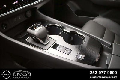 2026 Nissan Rogue 2026.5 FWD Dark Armor