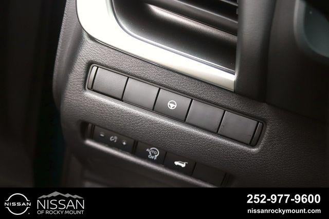 2026 Nissan Rogue 2026.5 FWD Dark Armor
