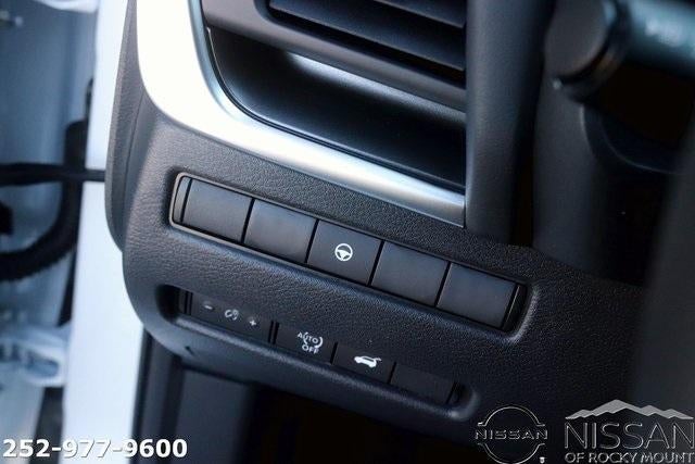 2026 Nissan Rogue FWD SV *Ltd Avail*