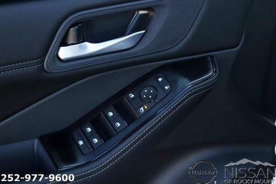 2026 Nissan Rogue FWD SV *Ltd Avail*