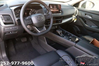 2026 Nissan Rogue 2026.5 FWD Dark Armor