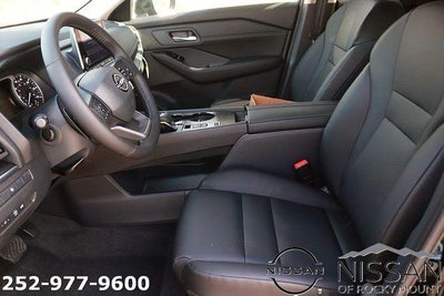 2026 Nissan Rogue 2026.5 FWD Dark Armor