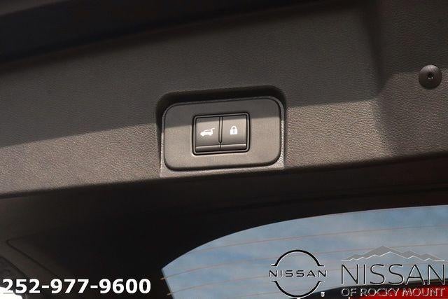 2026 Nissan Rogue 2026.5 FWD Dark Armor