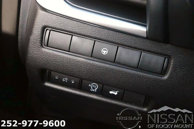 2026 Nissan Rogue 2026.5 FWD Dark Armor