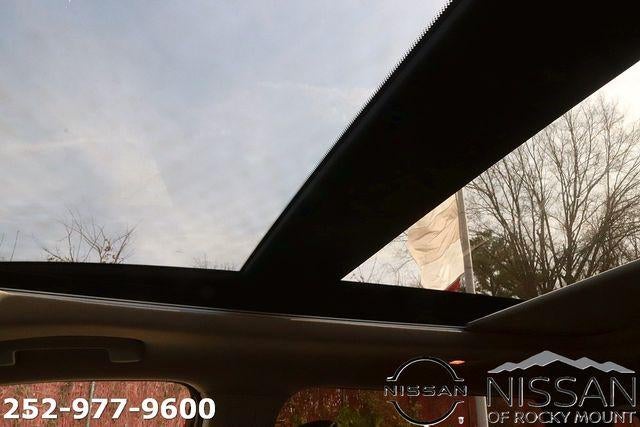 2026 Nissan Rogue 2026.5 FWD Dark Armor