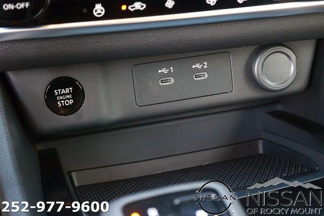 2026 Nissan Rogue 2026.5 FWD Dark Armor